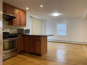 104 Wendell St in Winchester, MA - Building Photo - Building Photo