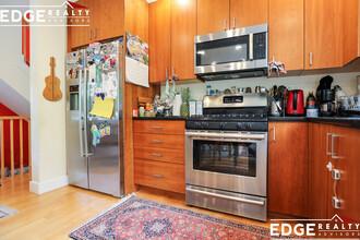 133 Elm St, Unit 1 in Cambridge, MA - Building Photo - Building Photo