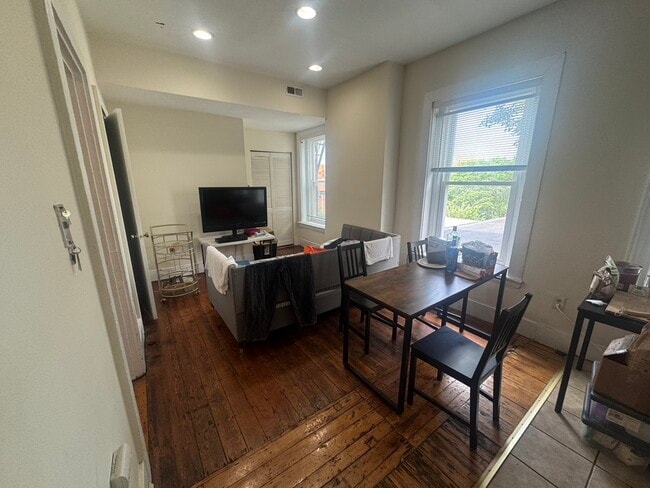 227 Roxbury St in Boston, MA - Building Photo - Building Photo