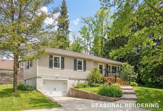 property at 676-678-678 Oak Summit Rd