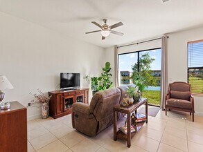 10064 W Villa Cir in Vero Beach, FL - Building Photo - Building Photo