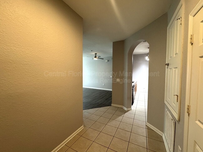 8660 Buccilli Dr in Orlando, FL - Building Photo - Building Photo