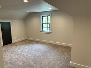 200 1st Ave, Unit Apt B in Murfreesboro, TN - Building Photo - Building Photo