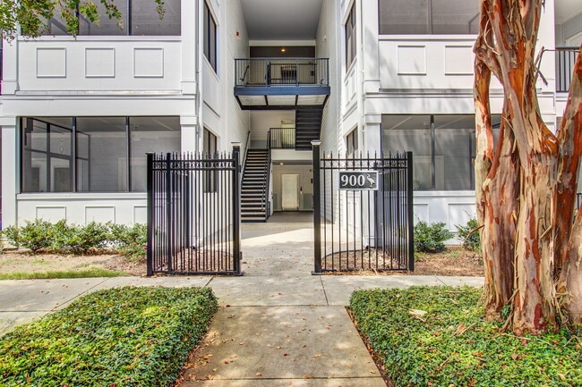 property at 1025 Riverland Woods Pl