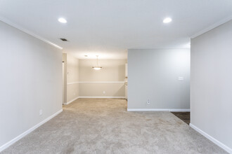 Park Walk in College Park, GA - Building Photo - Interior Photo