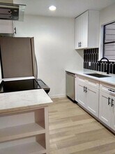 824 Banister Ln in Austin, TX - Building Photo - Building Photo
