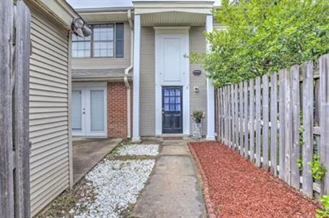 6764 Racquet Club Dr