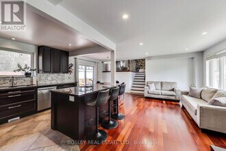 4 Thomas Ave in Toronto, ON - Building Photo - Building Photo