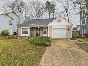 236 Huntstree Pl in Newport News, VA - Building Photo - Building Photo