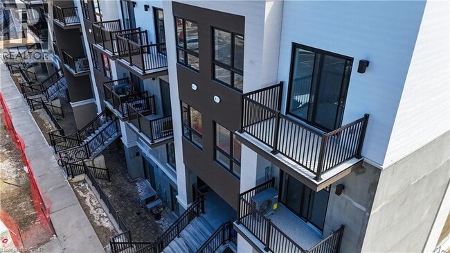 property at 25 Palace St