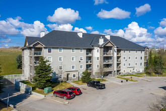 5000 Somervale Crt SW in Calgary, AB - Building Photo - Building Photo