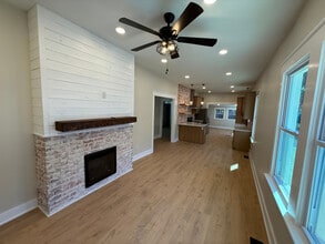 409 W 6th Ave in Gastonia, NC - Building Photo - Building Photo