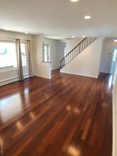 42 Twisting Dr in Lake Grove, NY - Building Photo - Building Photo