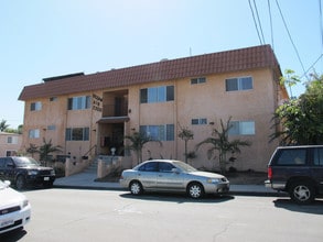 Ocean Air in Redondo Beach, CA - Foto de edificio - Building Photo