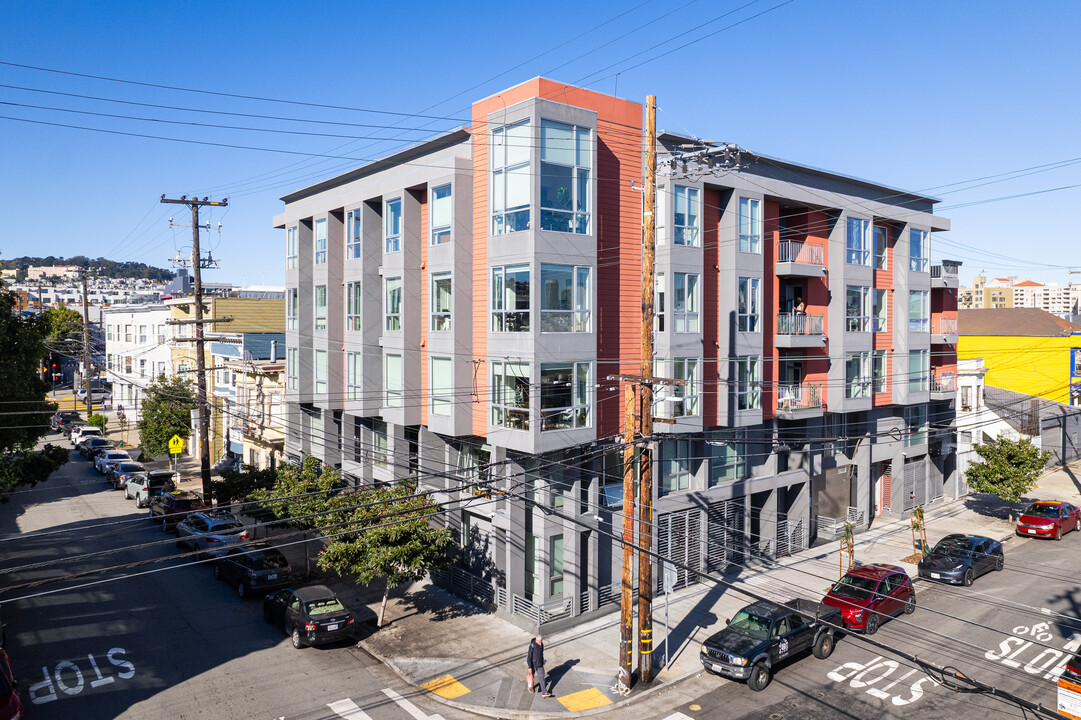 1450 15th St in San Francisco, CA - Building Photo