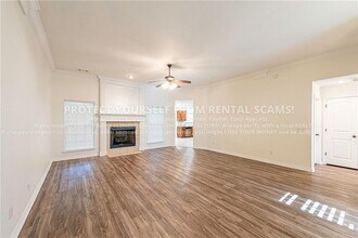 1689 N Oakhaven Pl in Fayetteville, AR - Building Photo - Building Photo