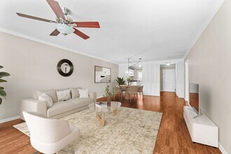 10438 Jefferson Hwy in Baton Rouge, LA - Building Photo - Building Photo