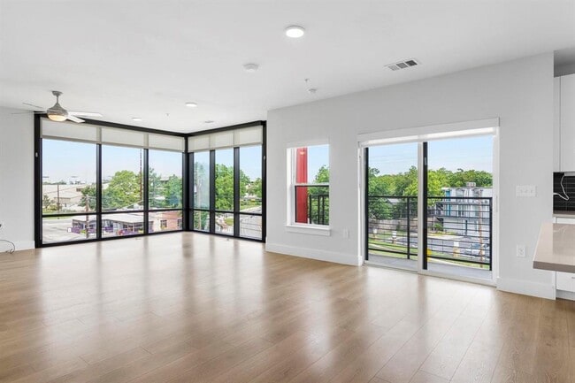 2213 Poquito St in Austin, TX - Building Photo - Building Photo