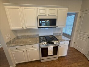 1460 Vinery Ave in Cumming, GA - Building Photo - Building Photo