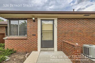 526 Detroit St in Denver, CO - Building Photo - Building Photo