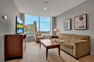 Vistas at Avant in Buffalo, NY - Building Photo - Building Photo