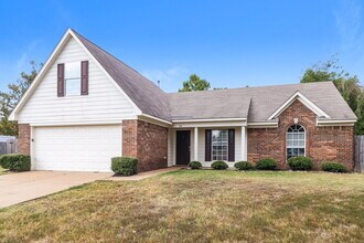 8161 Loden Cove in Southaven, MS - Foto de edificio - Building Photo