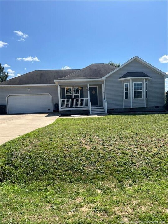 36 Abram Ct in Broadway, NC - Building Photo