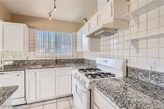 6416 Placer Dr in Las Vegas, NV - Building Photo - Building Photo