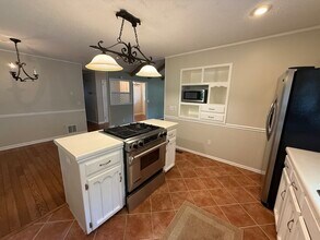 5556 Hunters Hill Rd in Irondale, AL - Building Photo - Building Photo