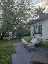 956 NE 80th St in Miami, FL - Building Photo - Building Photo