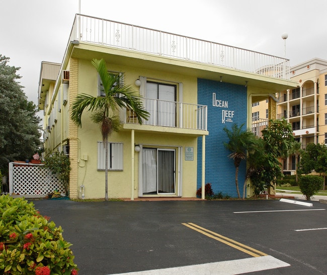Ocean Reef Efficiency Apartments in Deerfield Beach, FL - Foto de edificio - Building Photo