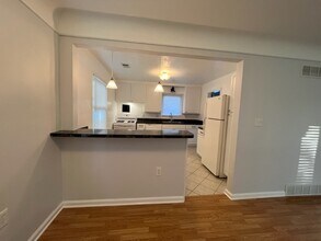 220 S Manitou Ave in Clawson, MI - Building Photo - Building Photo