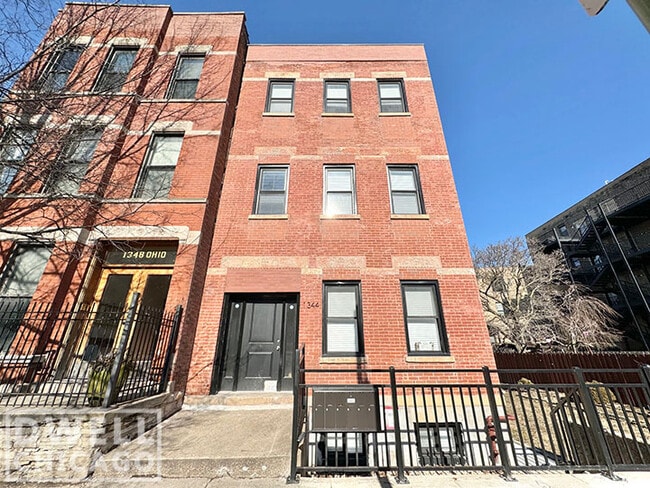1300 W Ohio St, Unit 3