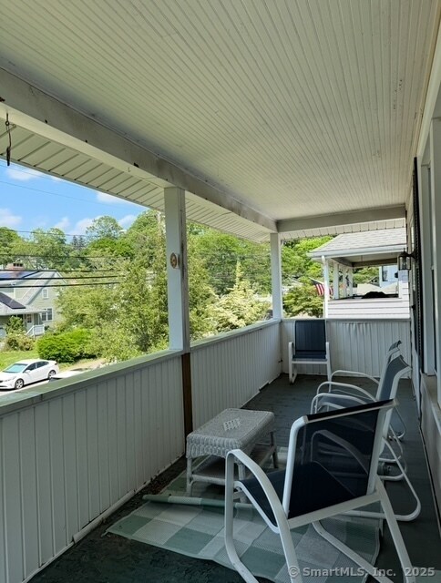 60 Washington St in Stonington, CT - Building Photo - Building Photo