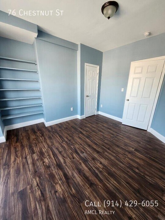 76 Chestnut St in Yonkers, NY - Building Photo