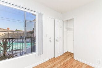 809 Flora Dr in Inglewood, CA - Building Photo - Building Photo