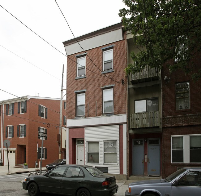 714 S 19th St in Philadelphia, PA - Building Photo - Building Photo