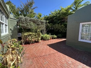 616 Upland Rd in West Palm Beach, FL - Building Photo - Building Photo