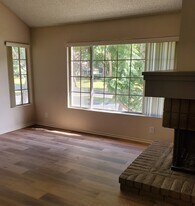 57 Greenfield in Irvine, CA - Building Photo