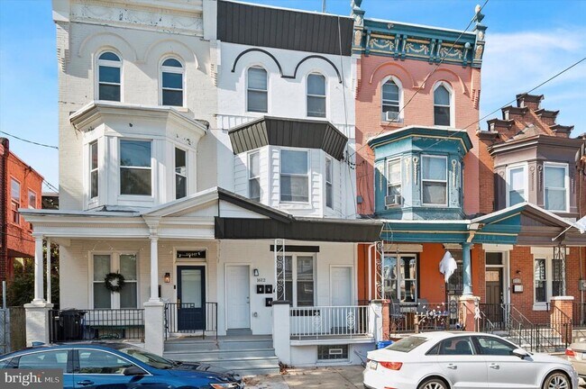 property at 1612 N 30th St