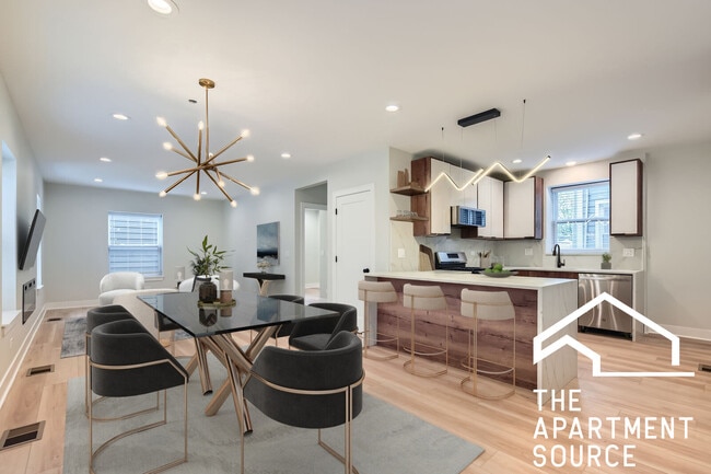 property at 5014 N Rockwell St