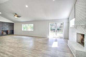 823 Francais Dr in Shreveport, LA - Building Photo - Building Photo