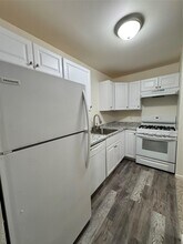 15 Fern Ct in Fishkill, NY - Building Photo - Building Photo