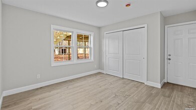 18 Canine Rd in Holtsville, NY - Building Photo - Building Photo