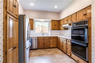 1405 Ridgemoor Ln in Richardson, TX - Building Photo - Building Photo