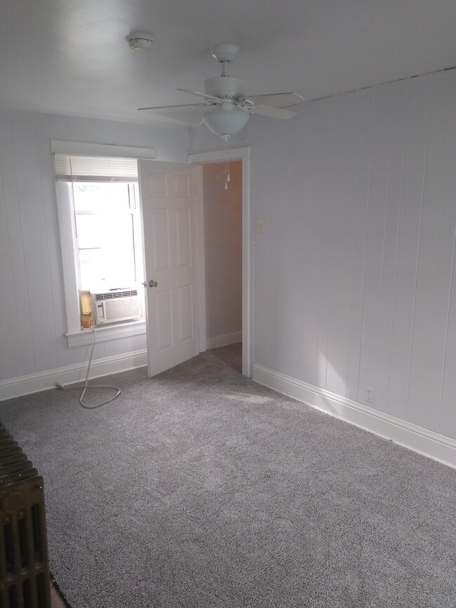 517 4th St in California, PA - Foto de edificio - Building Photo