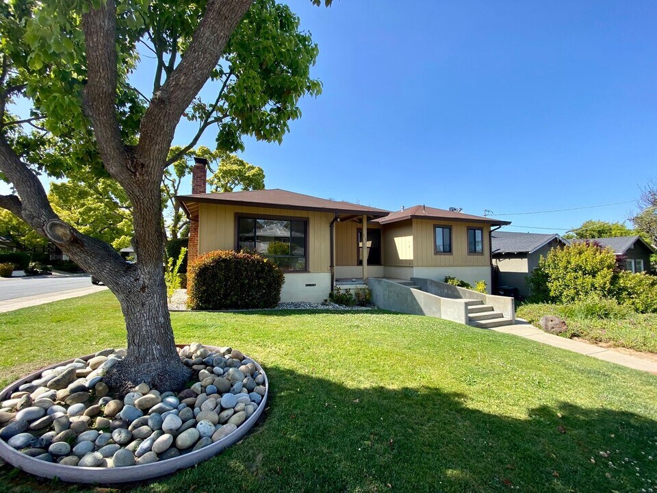 650 26th Ave in San Mateo, CA - Building Photo