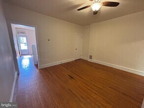 214 East St in Philadelphia, PA - Building Photo - Building Photo