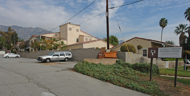 Altadena Vista Senior Apartments in Altadena, CA - Building Photo - Building Photo