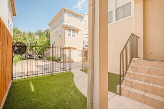 5417 Lillian St in Houston, TX - Building Photo - Building Photo
